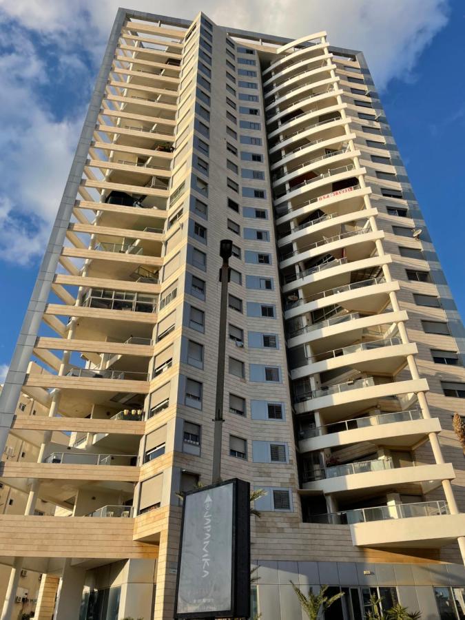 Isralux Apartments Bat Yam Eksteriør bilde