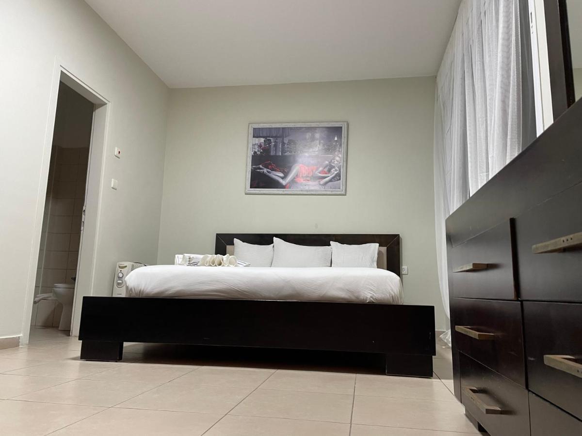 Isralux Apartments Bat Yam Eksteriør bilde