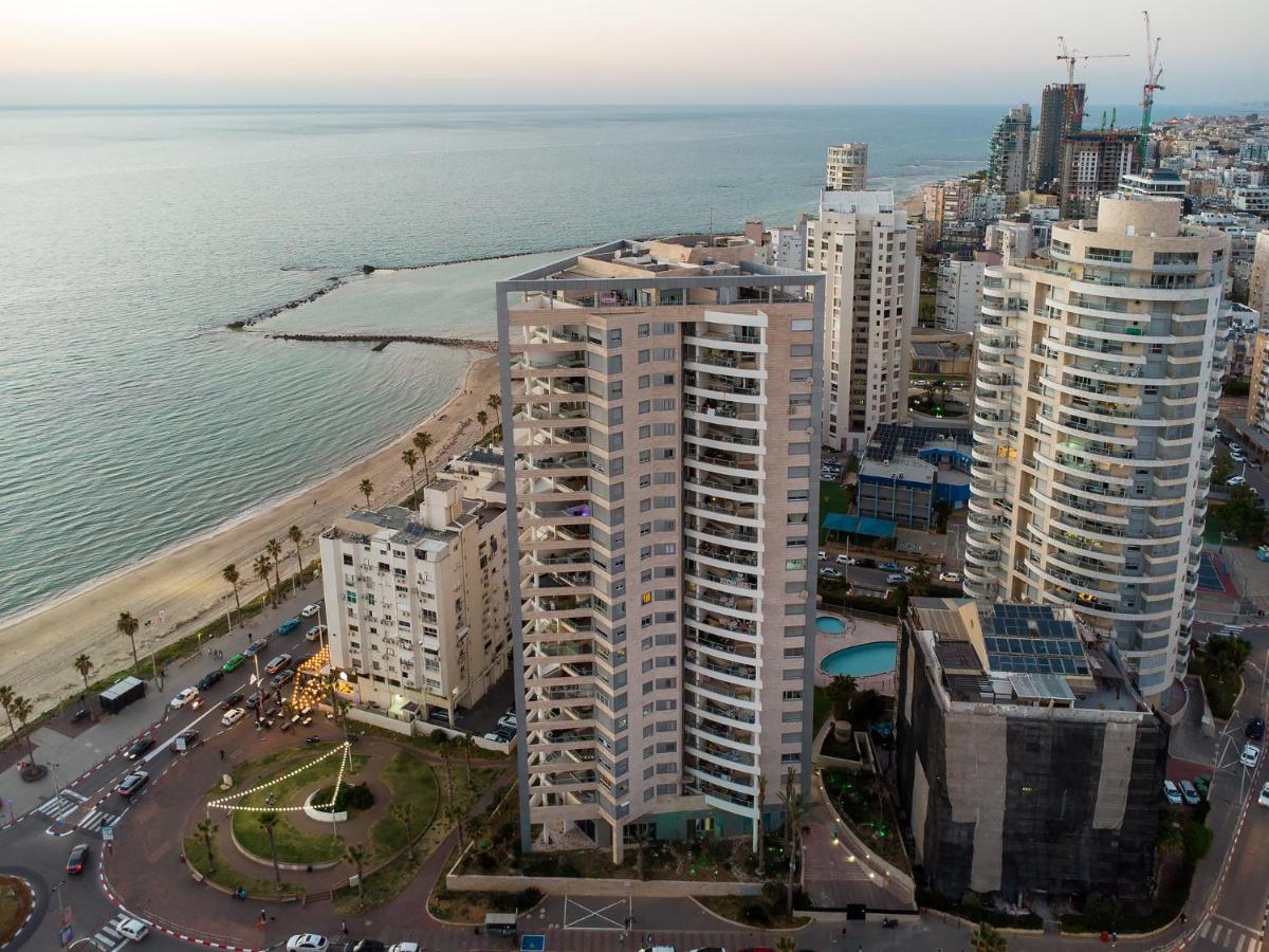 Isralux Apartments Bat Yam Eksteriør bilde