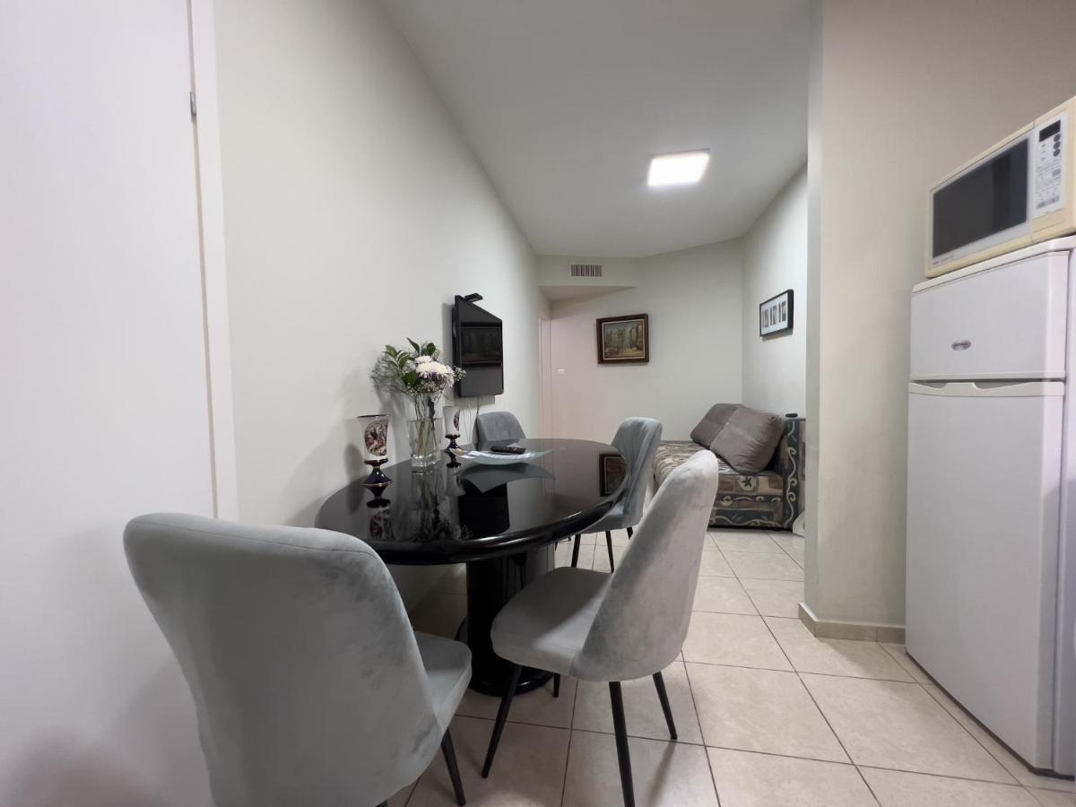 Isralux Apartments Bat Yam Eksteriør bilde